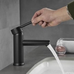 Miscelatore per lavabo con...