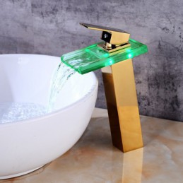 Rubinetto per lavabo alto...